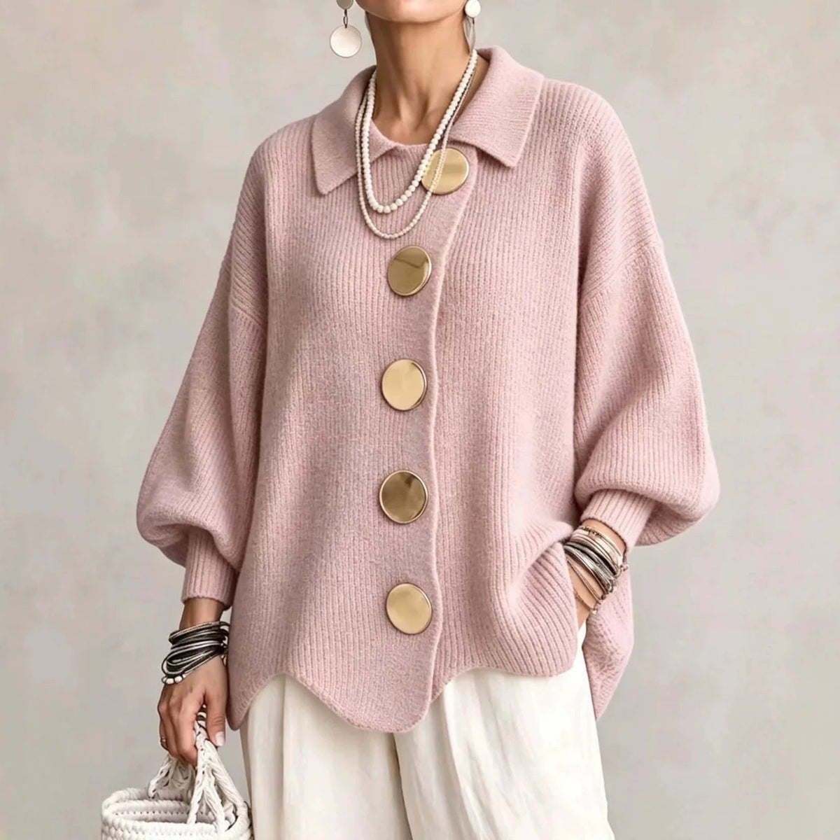 Karina | Oversize kardigans ar apkakli un pogām