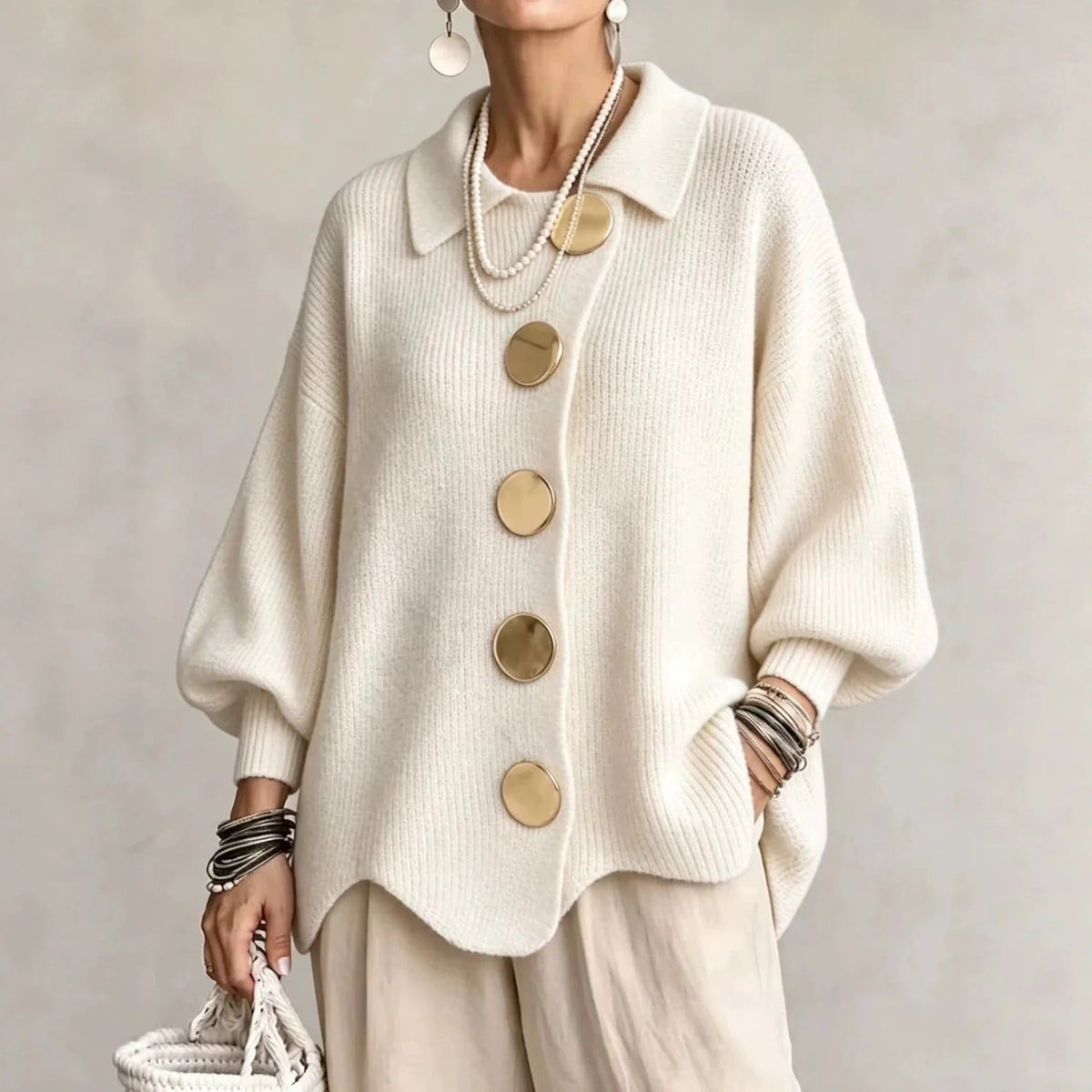 Karina | Oversize kardigans ar apkakli un pogām